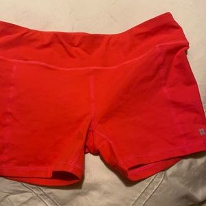 Sweaty Betty Sz L Coral shorts